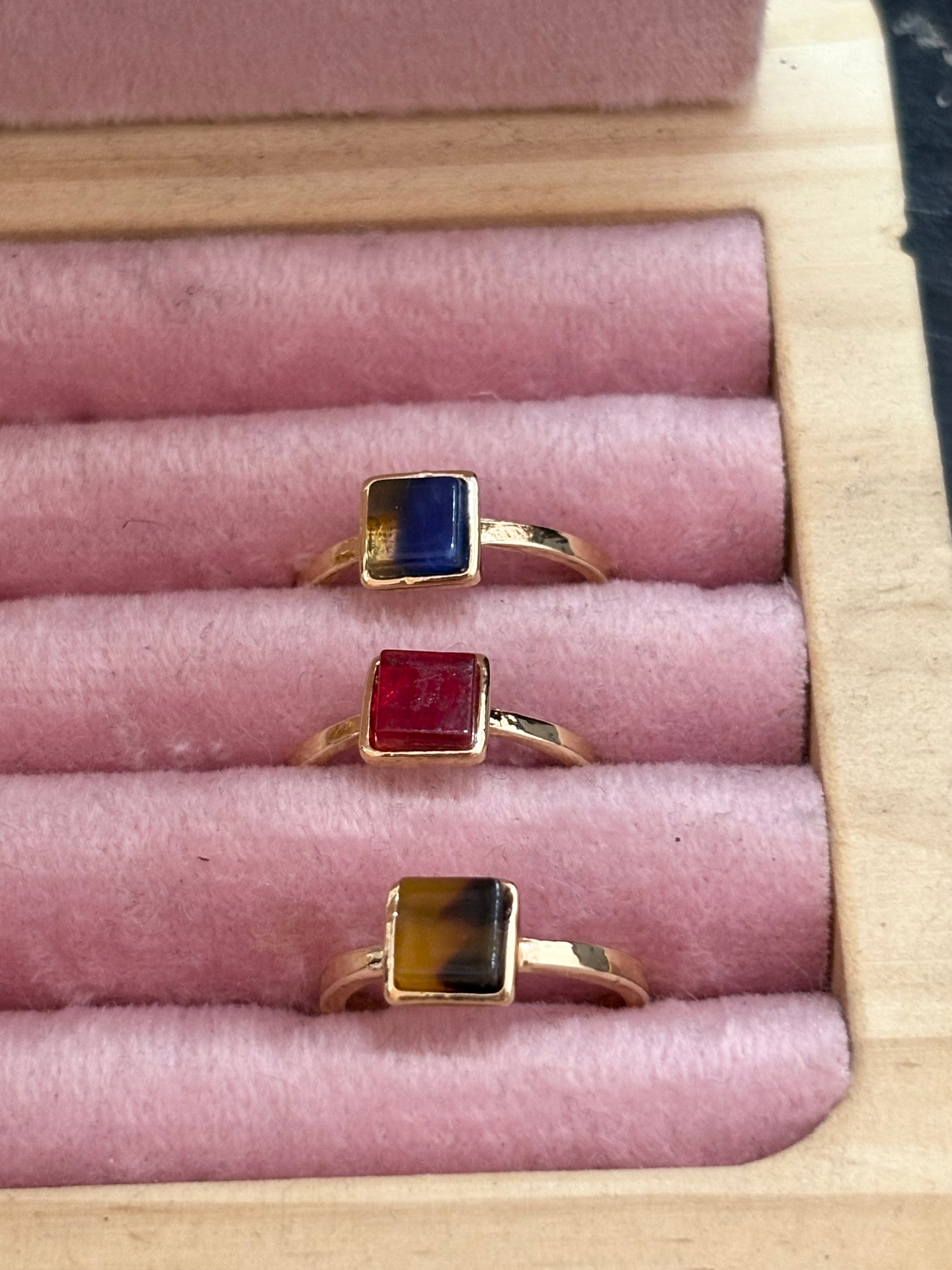 Anillos varios