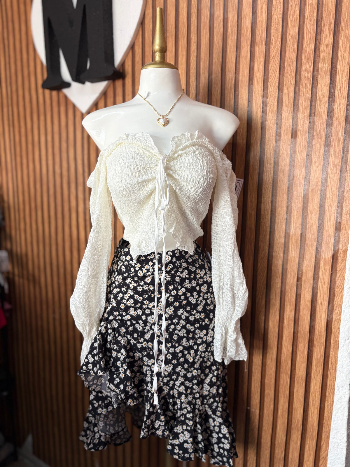 Falda Olanes Margaritas Ch