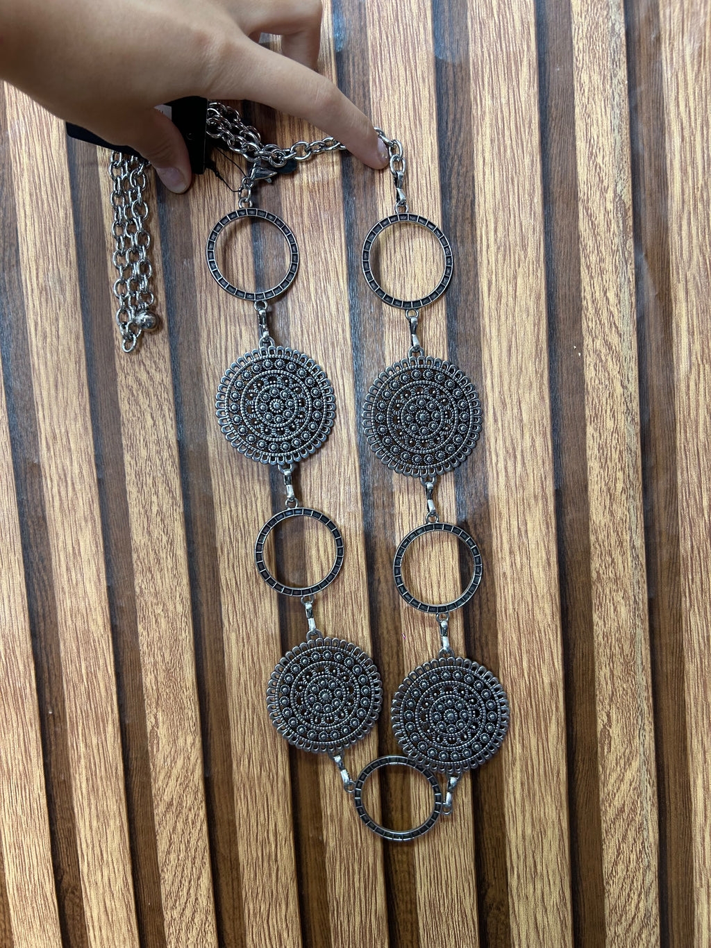 Cinturón cadena círculos bohoo