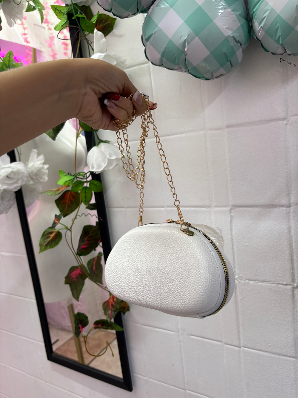 Bolso herraje dorado