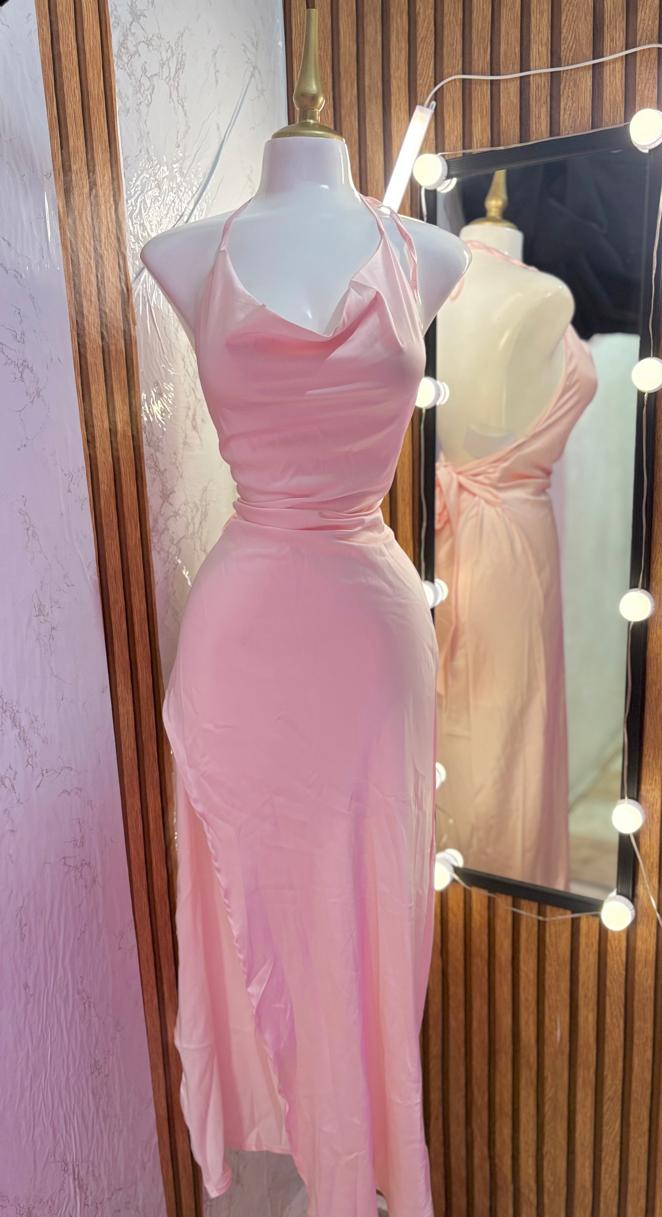 Vestido Satinado moño