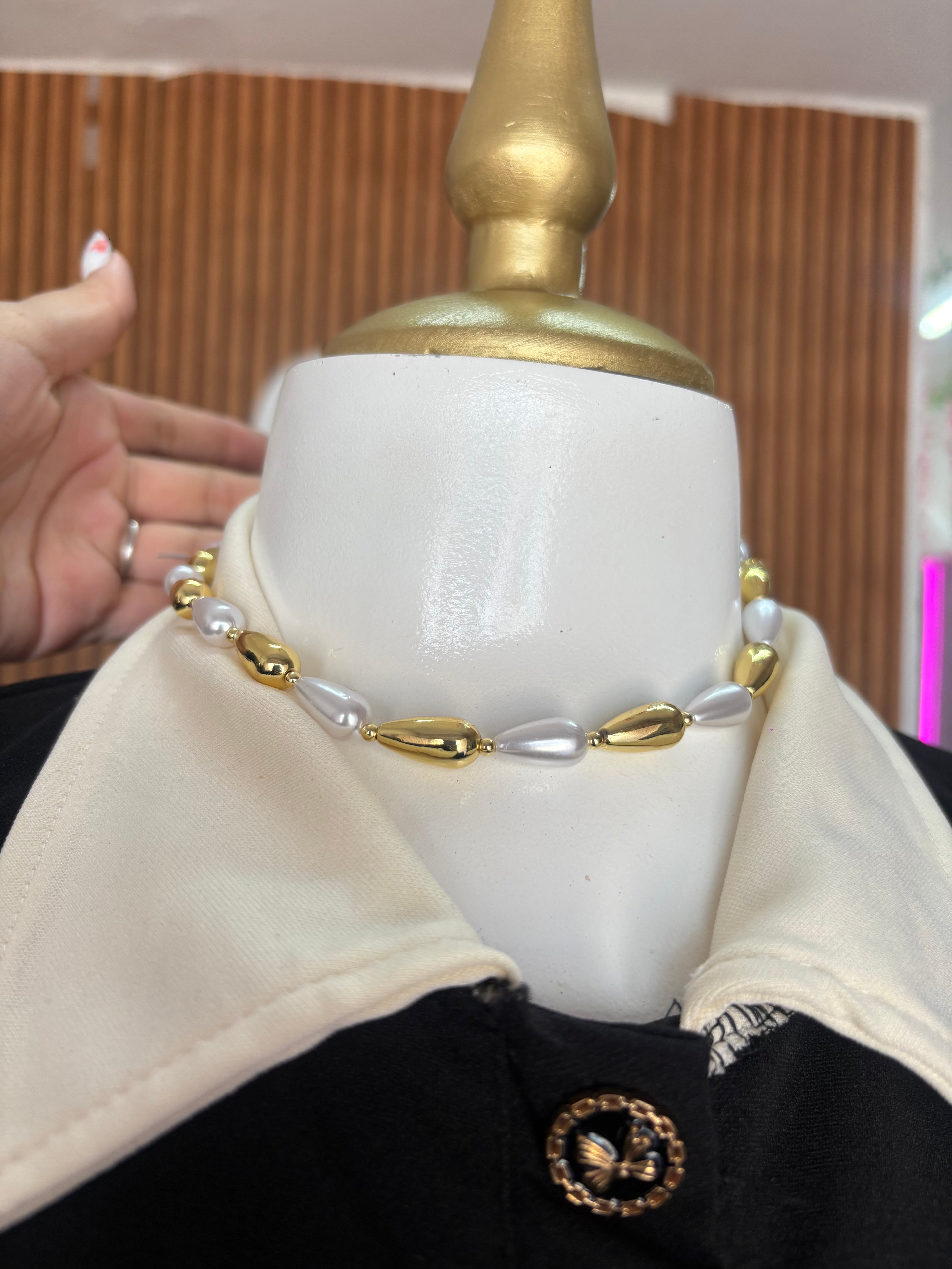 Collar perlas + Perla oro